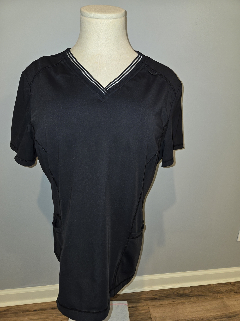 Urbane Impulse Black Medical Scrub Top